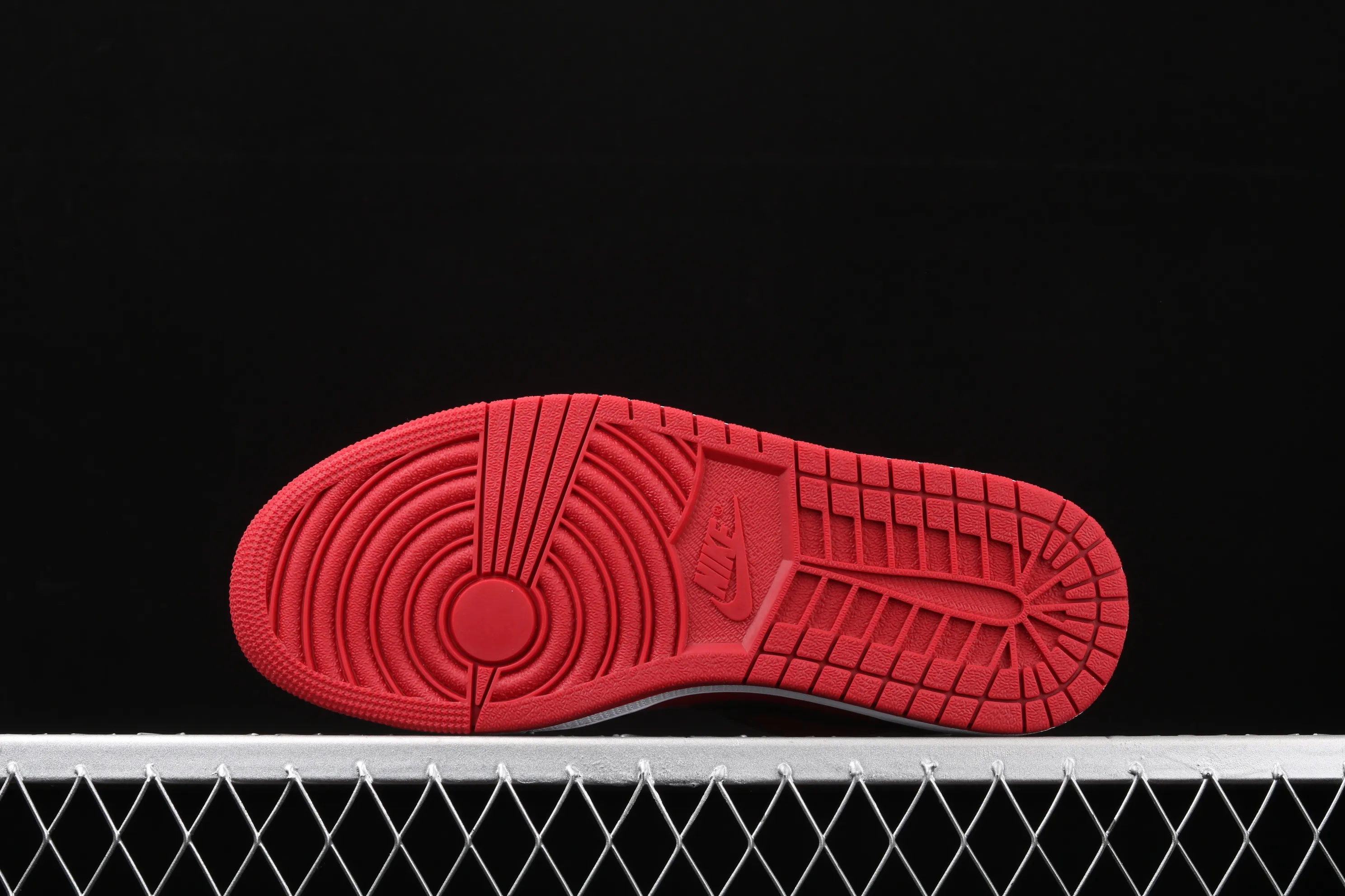 All categories Air Jordan Jordan series basketball shoes Air Jordan 1 Low New version Air Jordan 1 Low AJ1 Joe 1 low top leather cultural and leisure sports sneakers 553558-610
